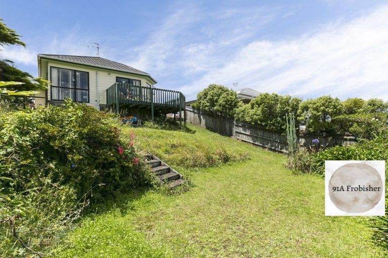 Photo of property in 91a Frobisher Street, Island Bay, Wellington, 6023