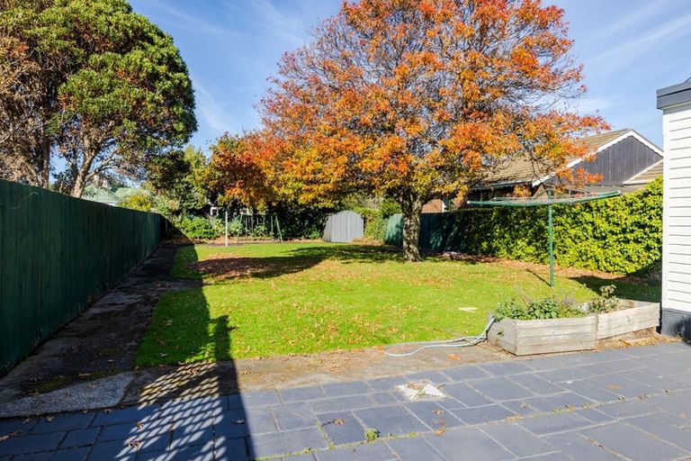 Photo of property in 28 Coughtrey Street, Saint Clair, Dunedin, 9012