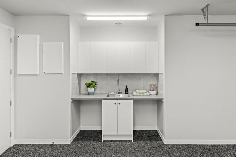 Photo of property in 9 George Yee Place, Taradale, 4112