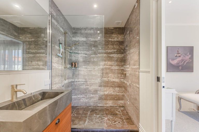 Photo of property in 17 Quiet Woman Way, Monaco, Nelson, 7011