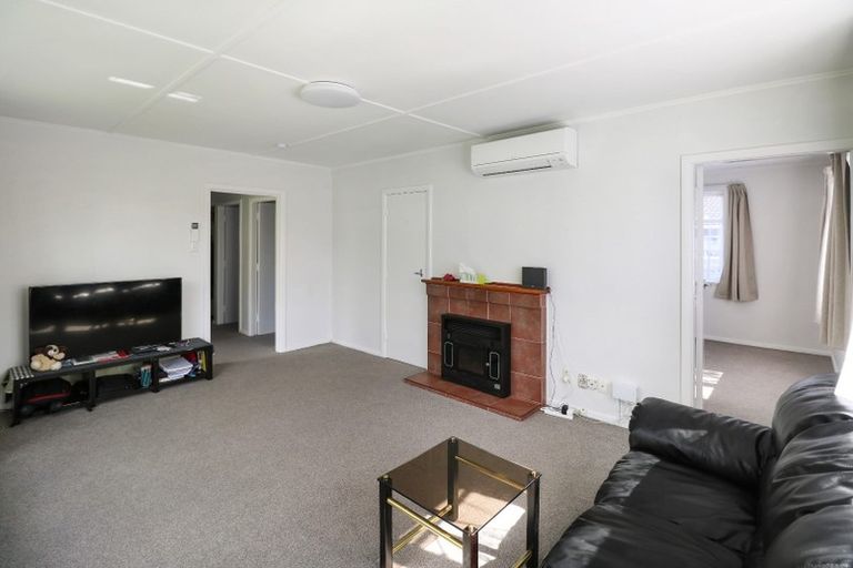 Photo of property in 199 Riverside Drive, Waterloo, Lower Hutt, 5011