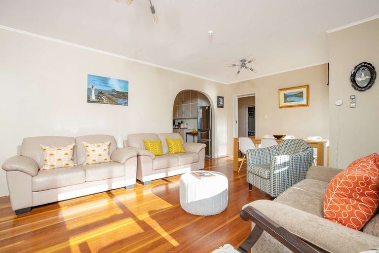 Photo of property in 65 Cameron Crescent, Masterton, 5810