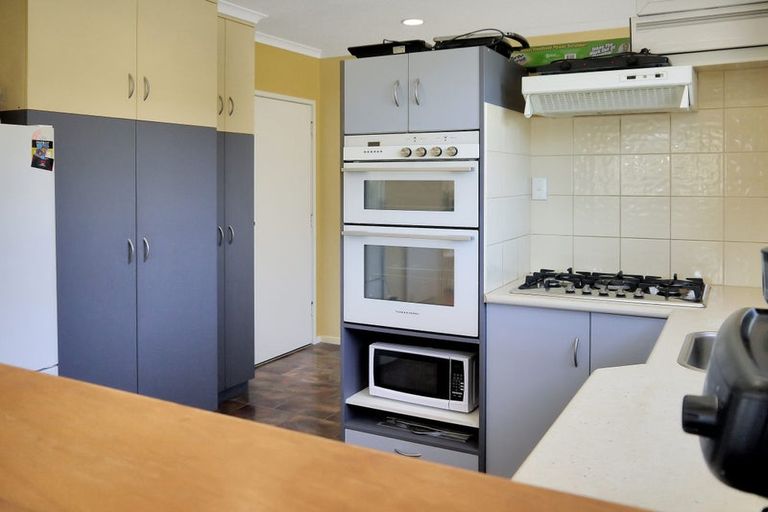 Photo of property in 58 Bould Street, Johnsonville, Wellington, 6037