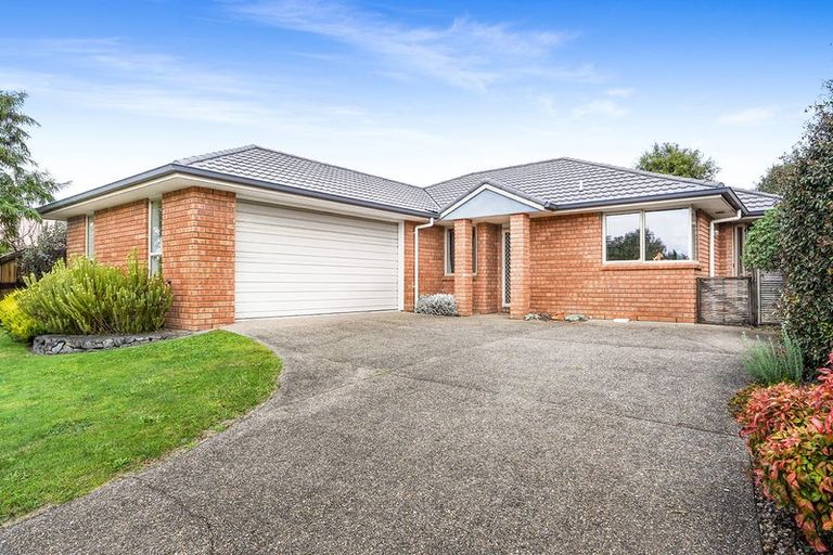 Photo of property in 28 Mickelson Avenue, Rototuna, Hamilton, 3210