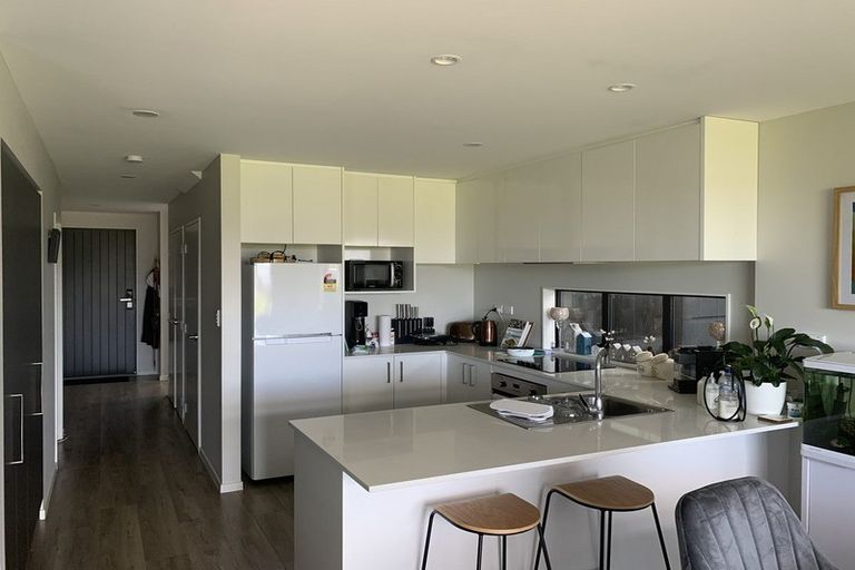 Photo of property in 7 Irving Place, Hobsonville, Auckland, 0616