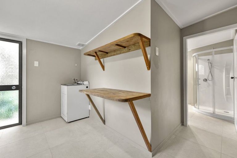 Photo of property in 98a Houchen Road, Raglan, 3295