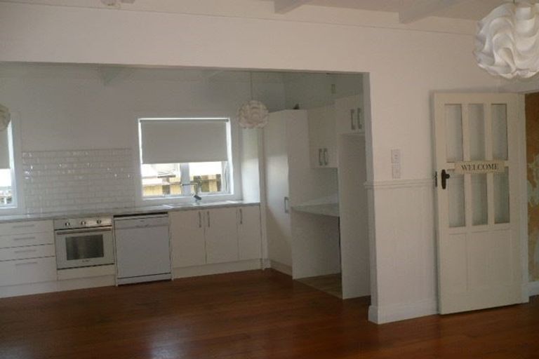 Photo of property in 9 School Road, Tuakau, 2121