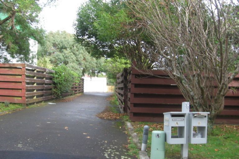 Photo of property in 1/30 Hicks Close, Whitby, Porirua, 5024