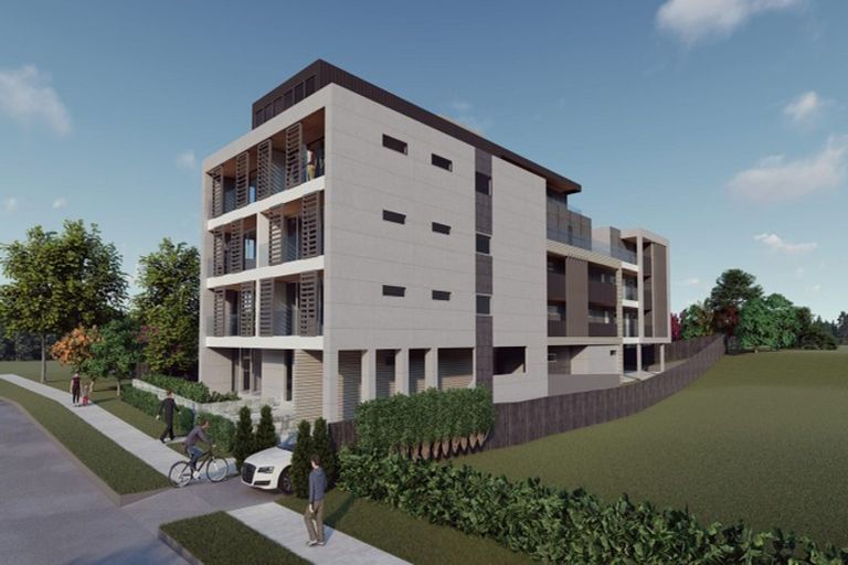 Photo of property in 18 Newington Road, Henderson, Auckland, 0612