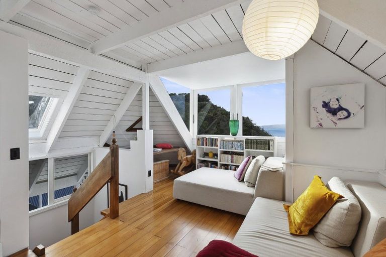 Photo of property in 44 Orangi Kaupapa Road, Northland, Wellington, 6012