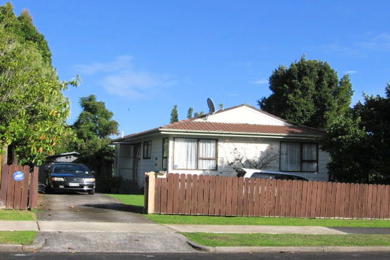 Photo of property in 166 Ransom Smyth Drive, Goodwood Heights, Auckland, 2105