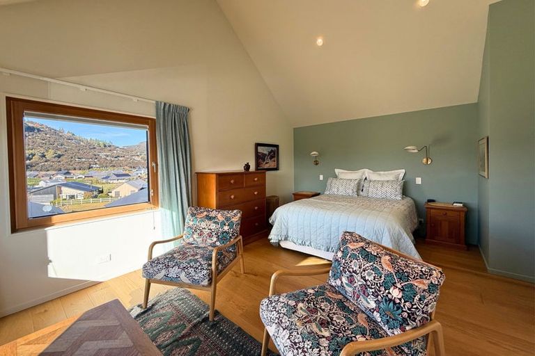 Photo of property in 21 Rocklands Court, Wanaka, 9305