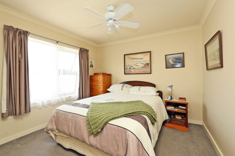Photo of property in 148a Gloucester Street, Taradale, Napier, 4112