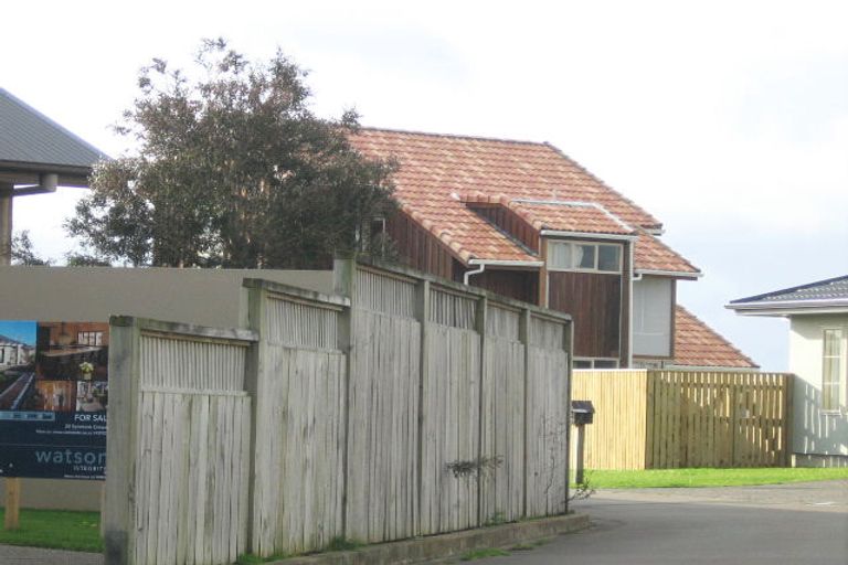 Photo of property in 26 Sycamore Crescent, Fitzherbert, Palmerston North, 4410
