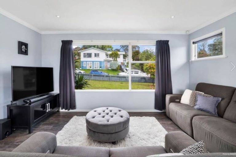 Photo of property in 4 Hatherlow Street, Glenfield, Auckland, 0629