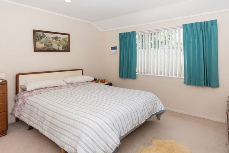Photo of property in 4 Margarita Rise, Pukekohe, 2120