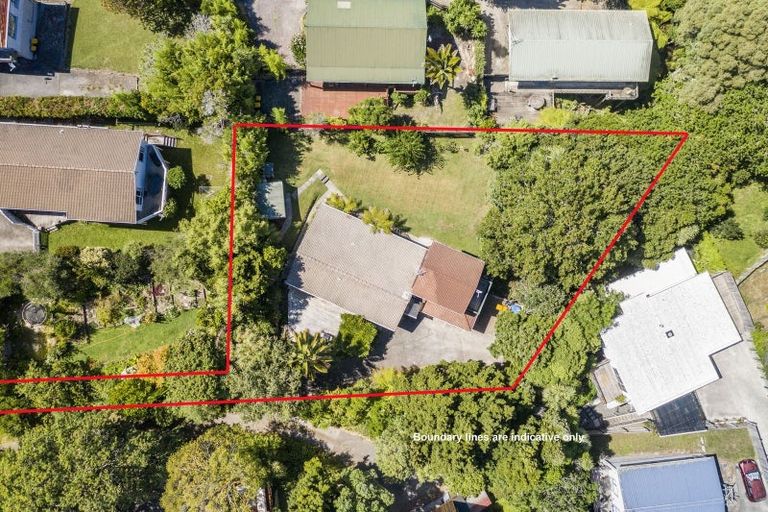 Photo of property in 9 Geoffrey Road, Torbay, Auckland, 0630