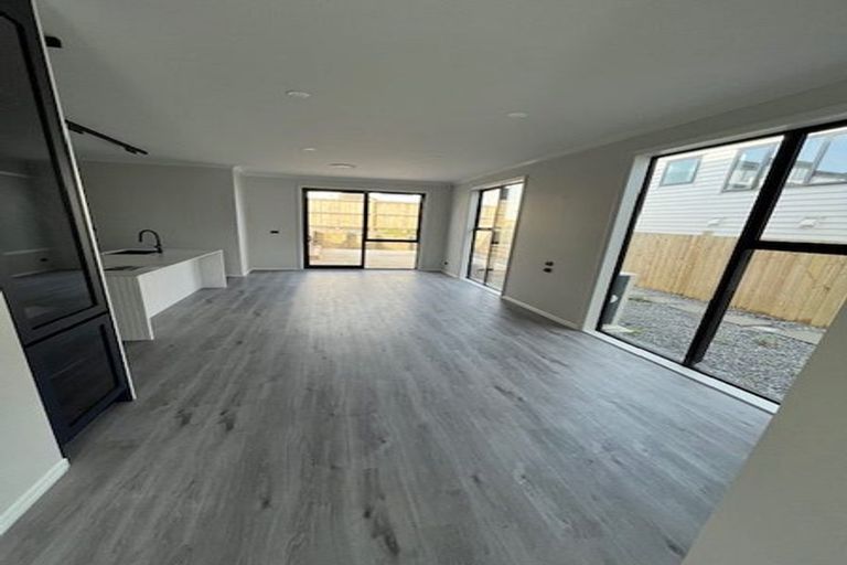Photo of property in 30 Black Shed Road, Flat Bush, Auckland, 2019