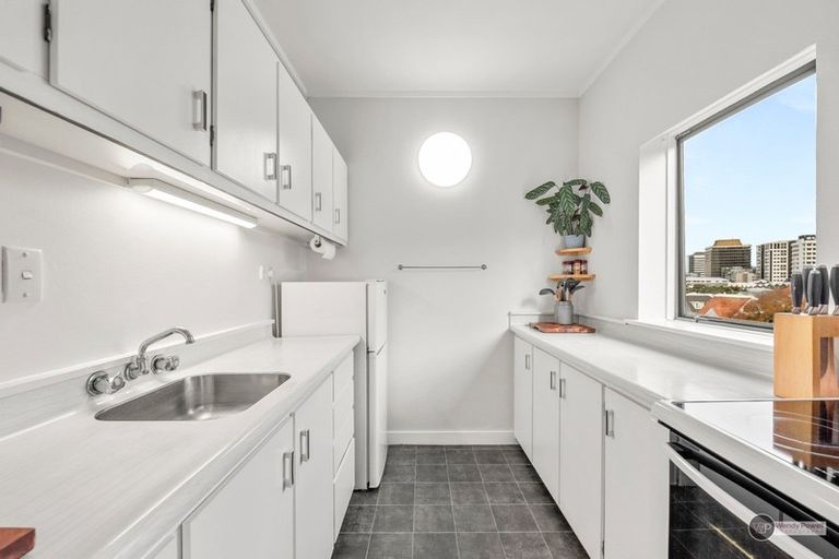 Photo of property in Hobson Court Flats, 51/70u Hobson Street, Thorndon, Wellington, 6011