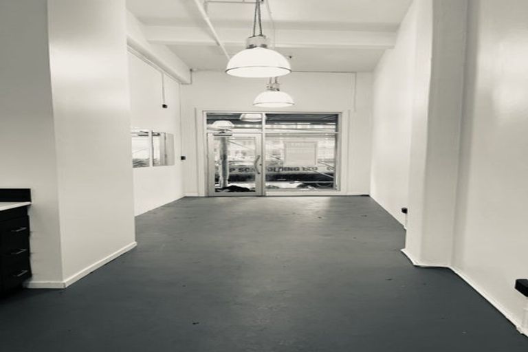 Photo of property in Orange House/land Equity, 6/182 Wakefield Street, Te Aro, Wellington, 6011