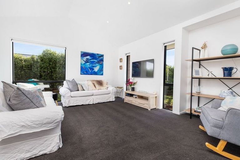 Photo of property in 38 Flint Road, Rolleston, 7614