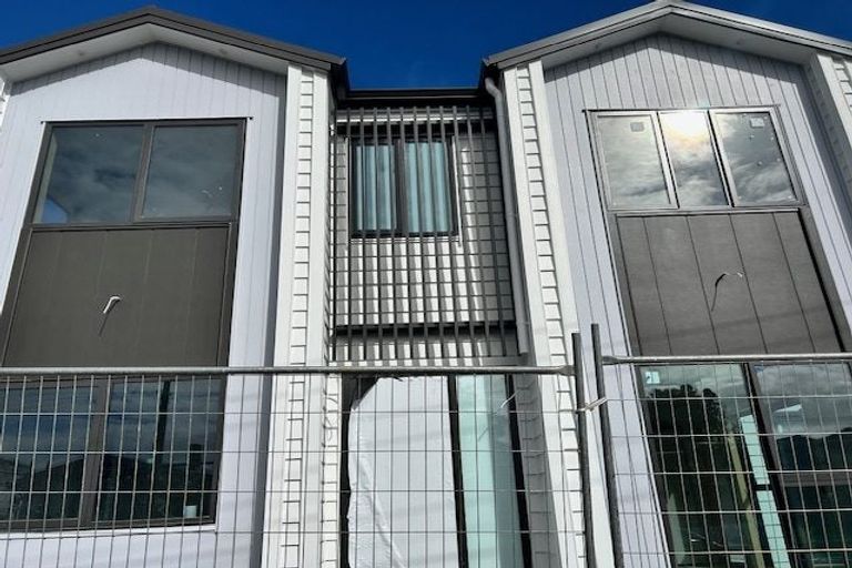 Photo of property in 8 Gardiner Grove, Mangere East, Auckland, 2024