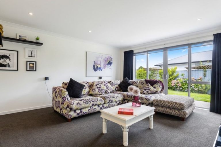 Photo of property in 5 Pimlico Place, Rangiora, 7400