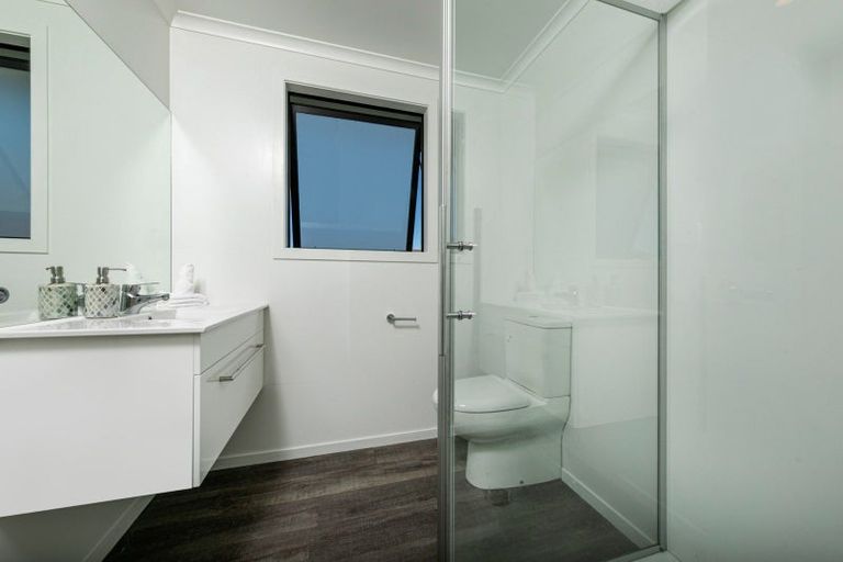 Photo of property in 73 Frye Crescent, Albert Town, Wanaka, 9305