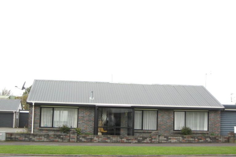 Photo of property in 1/1 Coronation Avenue, Welbourn, New Plymouth, 4310