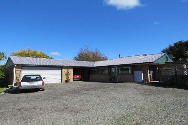 Photo of property in 19 Kew Road, Westport, 7825