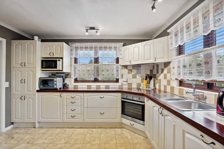 Photo of property in 24 Hewson Crescent, Lake Hawea, Wanaka, 9382