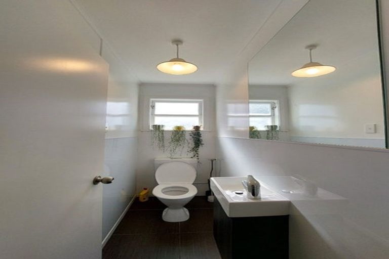 Photo of property in 206 Ngamotu Road, Spotswood, New Plymouth, 4310