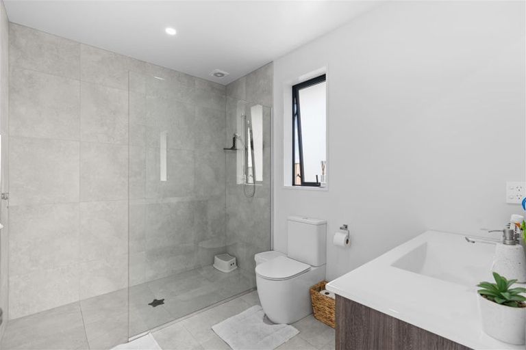 Photo of property in 8 Coach Way, Rolleston, 7614