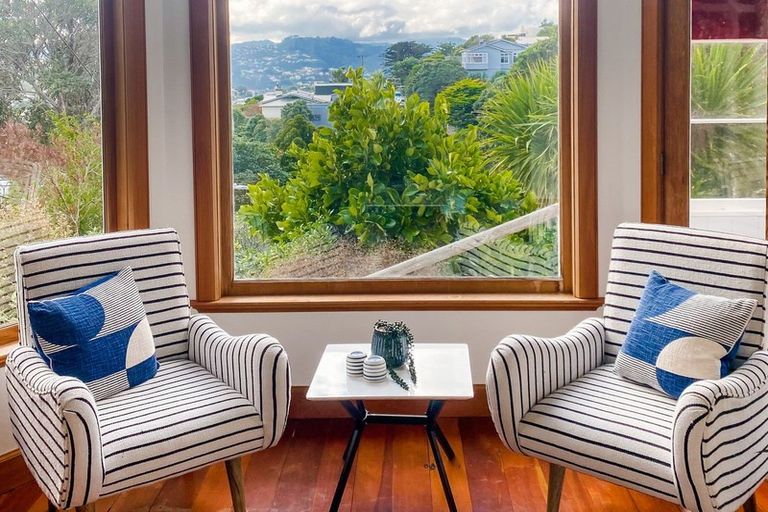 Photo of property in 33 Harland Street, Brooklyn, Wellington, 6021