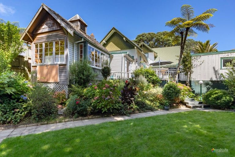Photo of property in 7 Hinau Street, Woburn, Lower Hutt, 5010