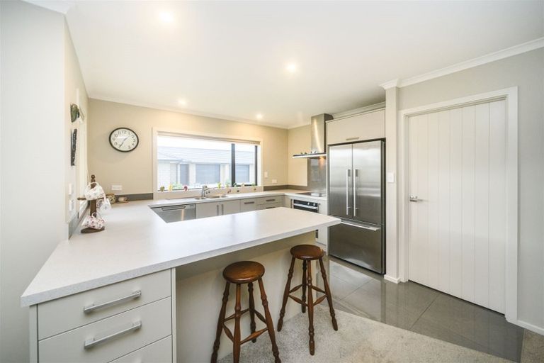 Photo of property in 2/2 Church Street, Terrace End, Palmerston North, 4410