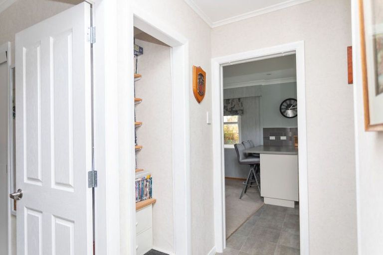 Photo of property in 129 Guy Street, Dannevirke, 4930