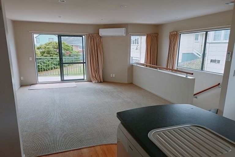 Photo of property in 17a Fisher Street, Johnsonville, Wellington, 6037