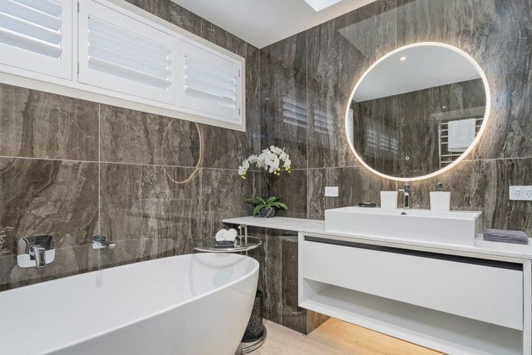 Photo of property in 33c Claxton Avenue, Pauanui, Hikuai, 3579