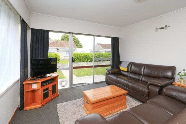 Photo of property in 9 Krippner Place, Dinsdale, Hamilton, 3204