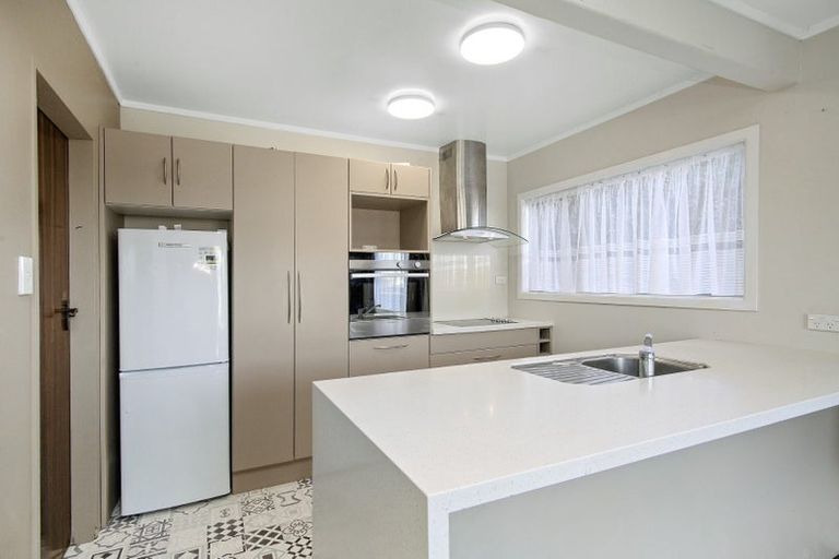 Photo of property in 1/9 Wye Street, Island Bay, Wellington, 6023