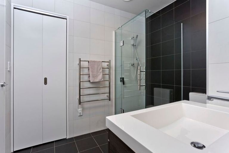 Photo of property in 312/19 Rawene Road, Birkenhead, Auckland, 0626
