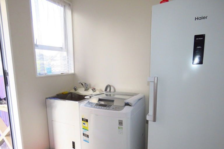 Photo of property in 10 Colvin Street, Westport, 7825