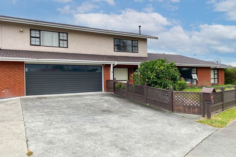 Photo of property in 14 Peter Hall Drive, Kelvin Grove, Palmerston North, 4414