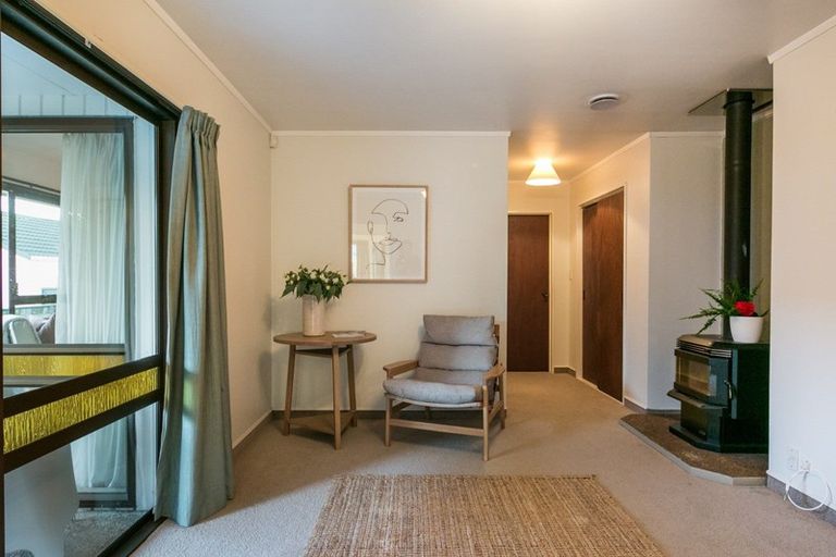 Photo of property in 35a Church Road, Taradale, Napier, 4112