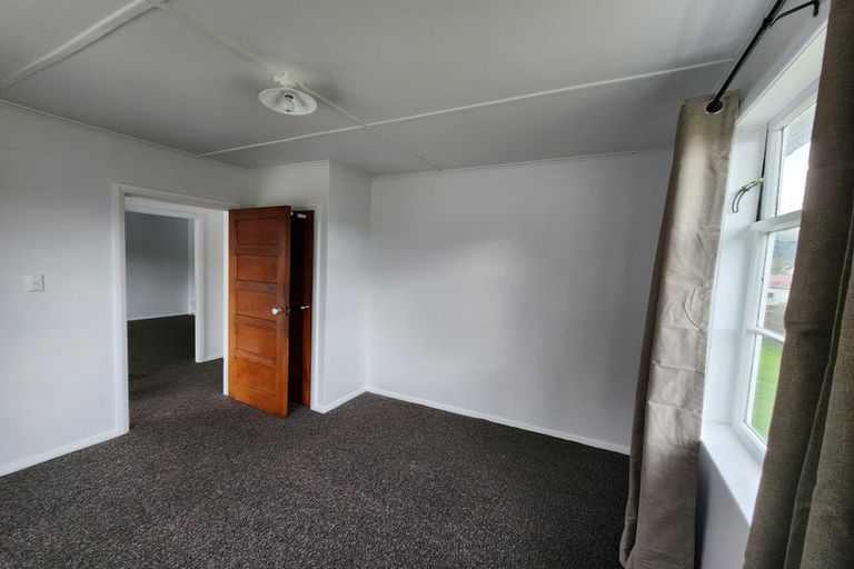 Photo of property in 34 Harris Street, Naenae, Lower Hutt, 5011