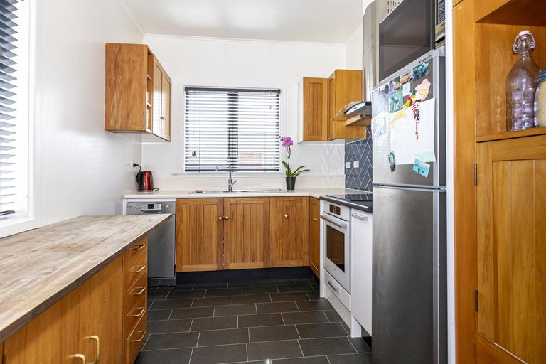 Photo of property in 36 Connolly Street, Geraldine, 7930