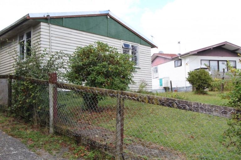 Photo of property in 27 Crathie Crescent, Tokoroa, 3420