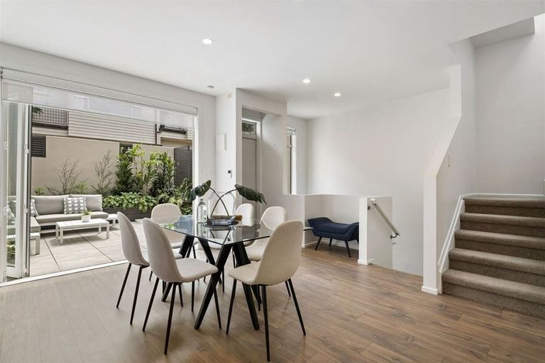 Photo of property in 8/38 Bracken Avenue, Takapuna, Auckland, 0622