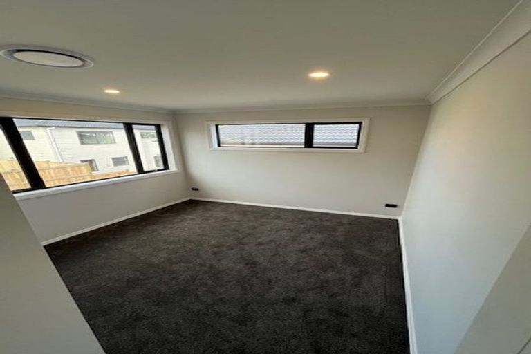 Photo of property in 30 Black Shed Road, Flat Bush, Auckland, 2019